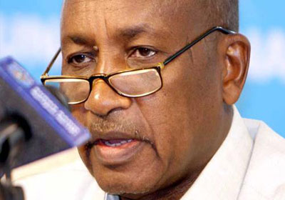 وزير النقل والطرق والجسور السوداني الدكتور أحمد بابكر نهار